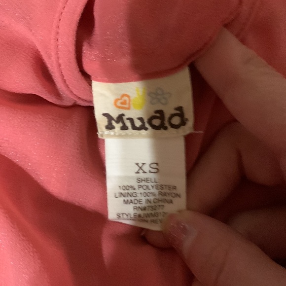 pink top with light sparkles - Picture 5 of 5